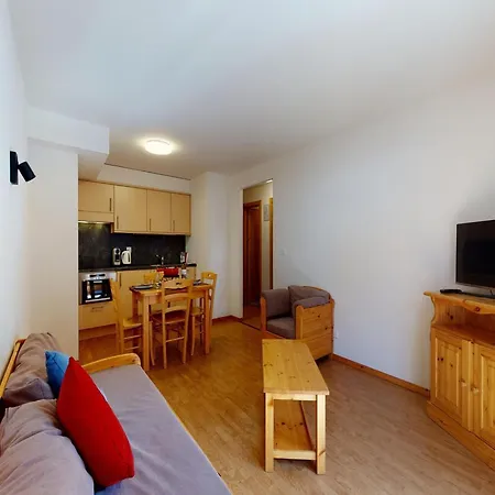 Charming Near Area *