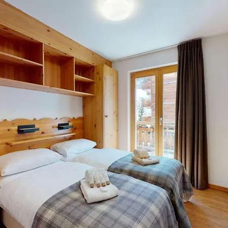 Charming Near Area Apartment